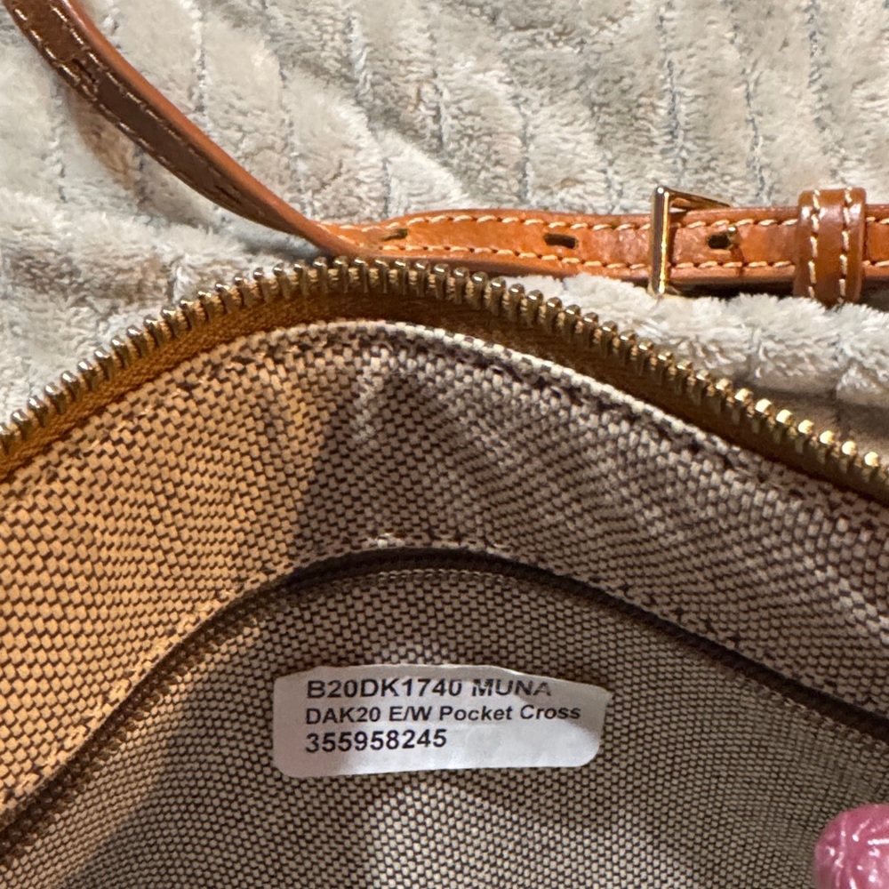 Disney Dooney & Bourke Mickey Animal Print Crossbody Bag - Picture 6 of 6